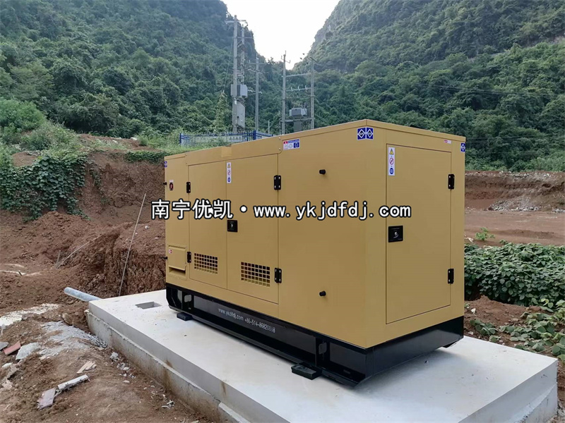 2022年9月24日，50KW、60KW、260KW三臺柴油發(fā)電機組發(fā)貨崇左
